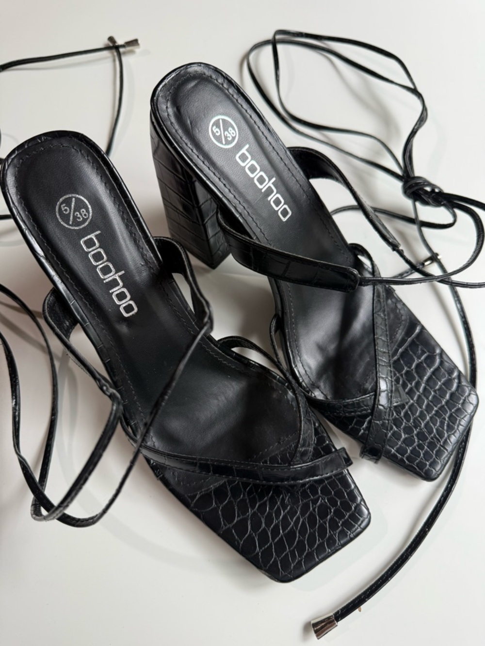 BOOHOO Black Croc-Embossed Lace-Up Block Heels